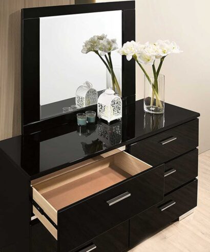 Coating Dressing Table